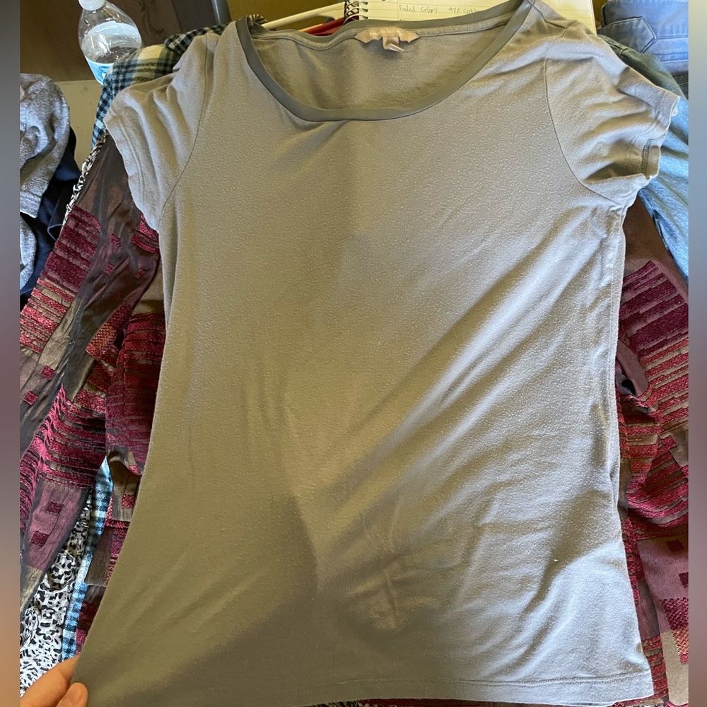 M, gray